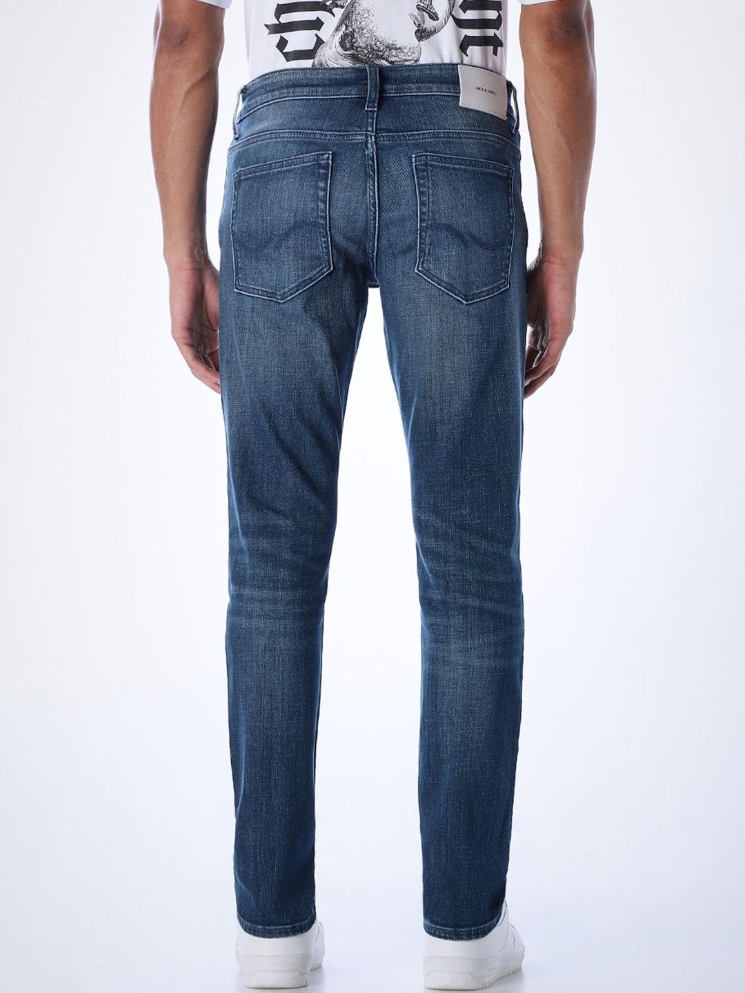Regular Fit Low-Rise Light Fade Stretchable Jeans