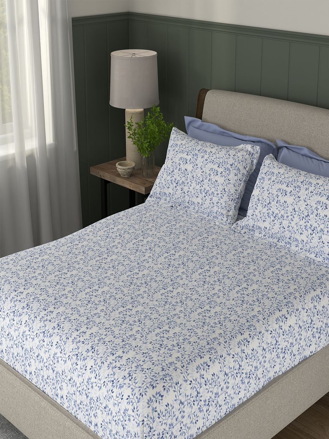Portico New York Signature Portico New York Signature White Floral 104 TC King Bedsheet with 2 Pillow Covers
