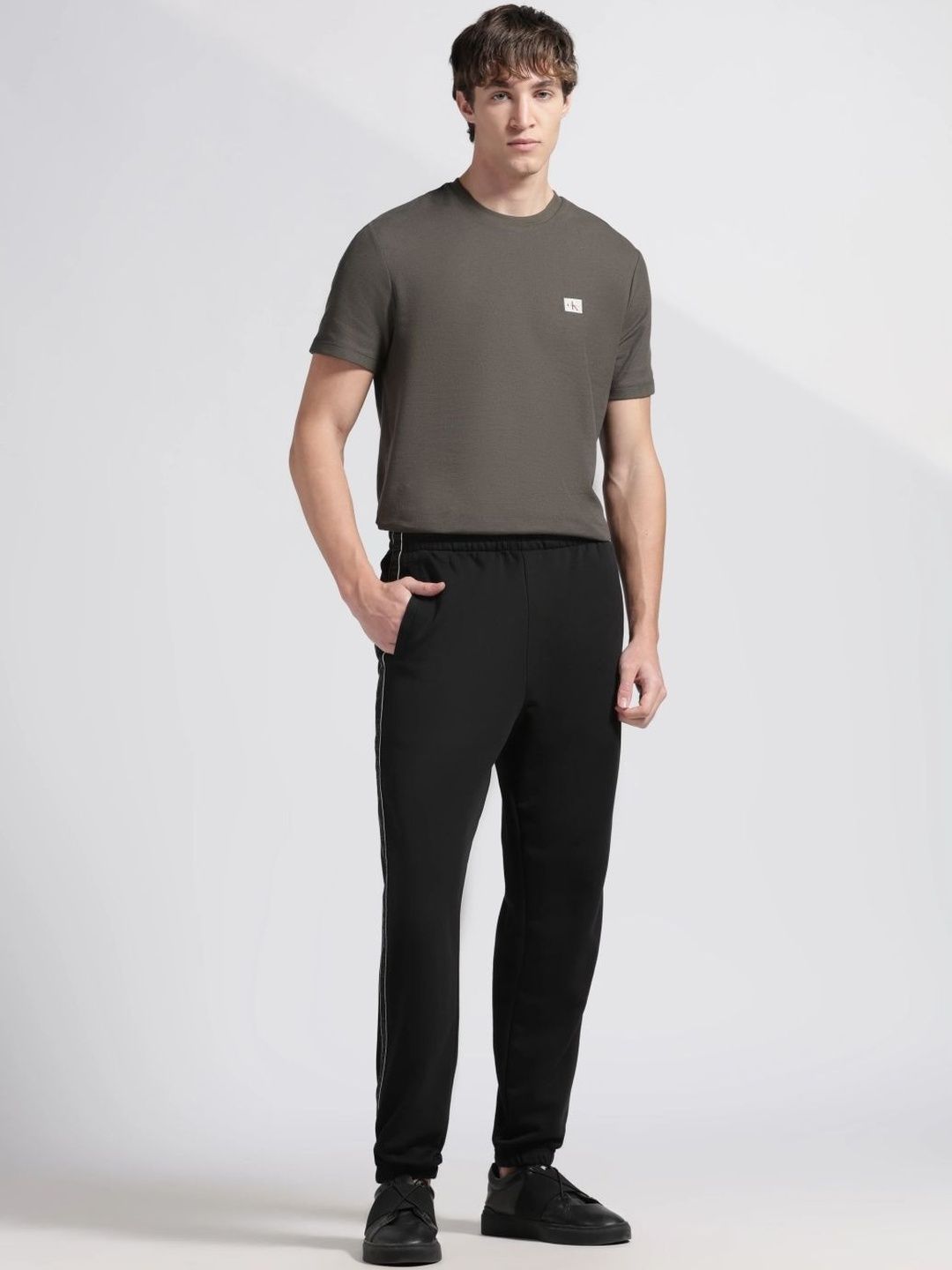 Calvin Klein Jeans Calvin Klein Jeans Men Cotton Mid Rise Joggers