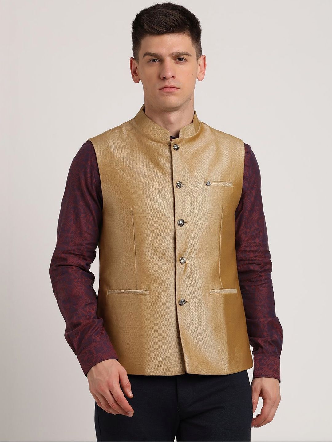 Turtle Woven Design Sleeveless Nehru Jacket