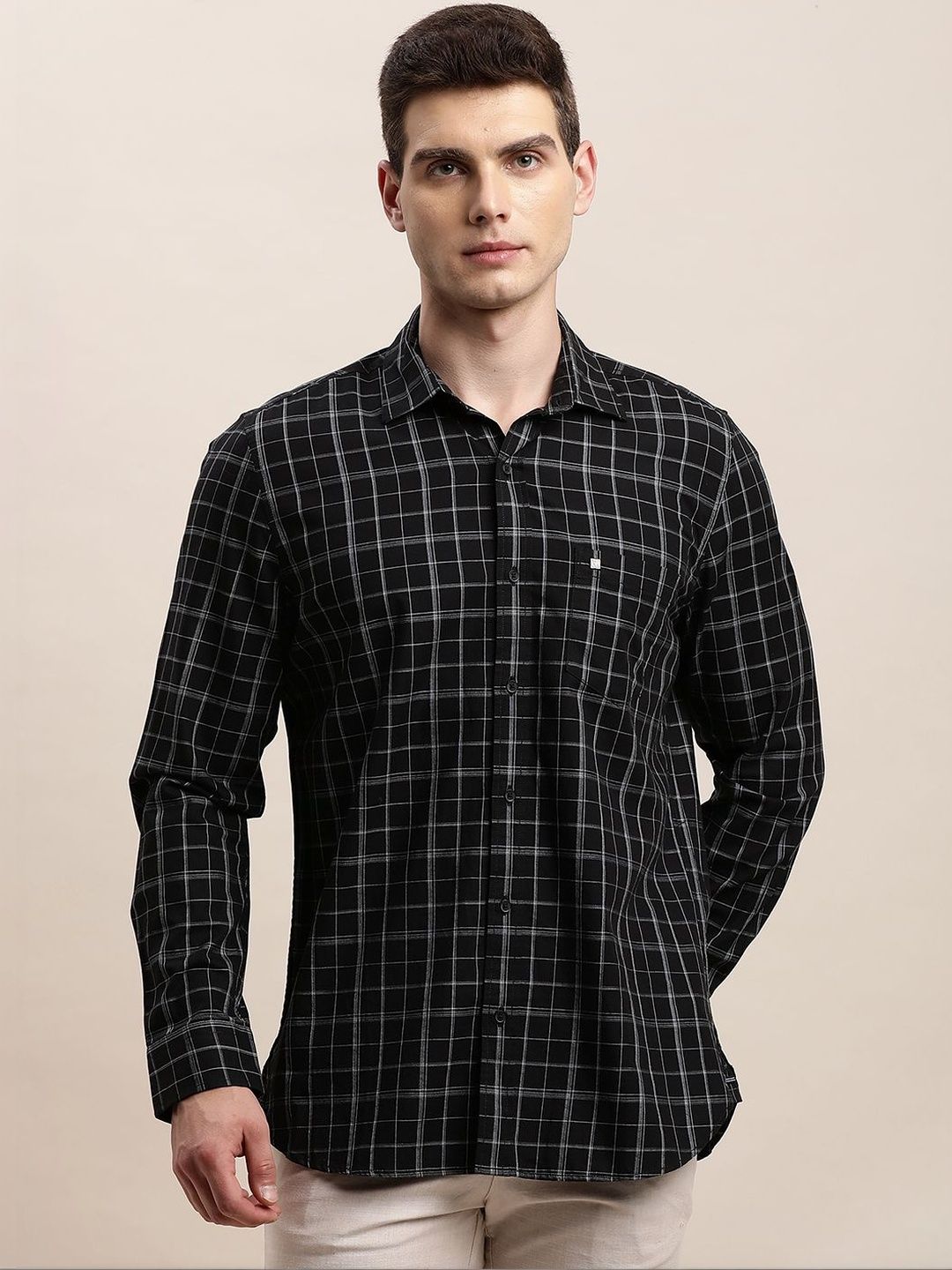 Turtle Men Relaxed Slim Fit Checked Casual Shirt