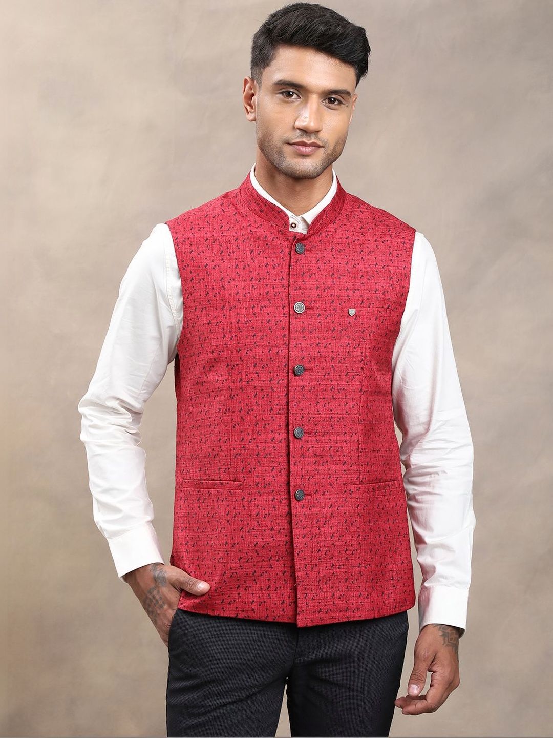 Turtle Woven Design Tailored-Fit Pure Cotton Woven Nehru Jacket