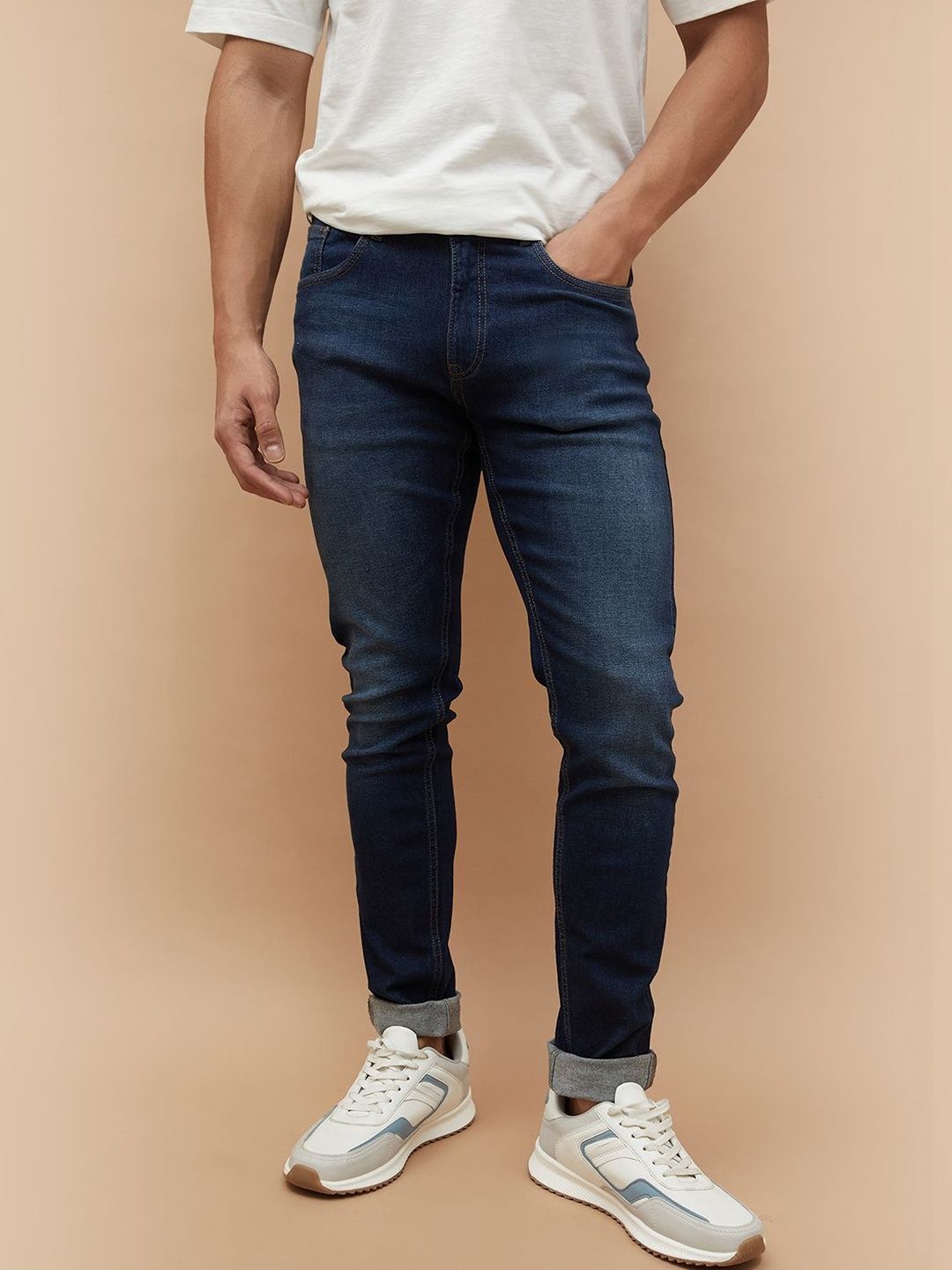 Forca by Lifestyle Men Skinny Fit Mid-Rise Light Fade Jeans