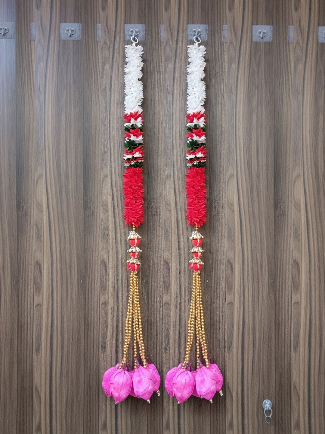 Nutts 2Pcs Pink & Red Textured Papergajra Garlands