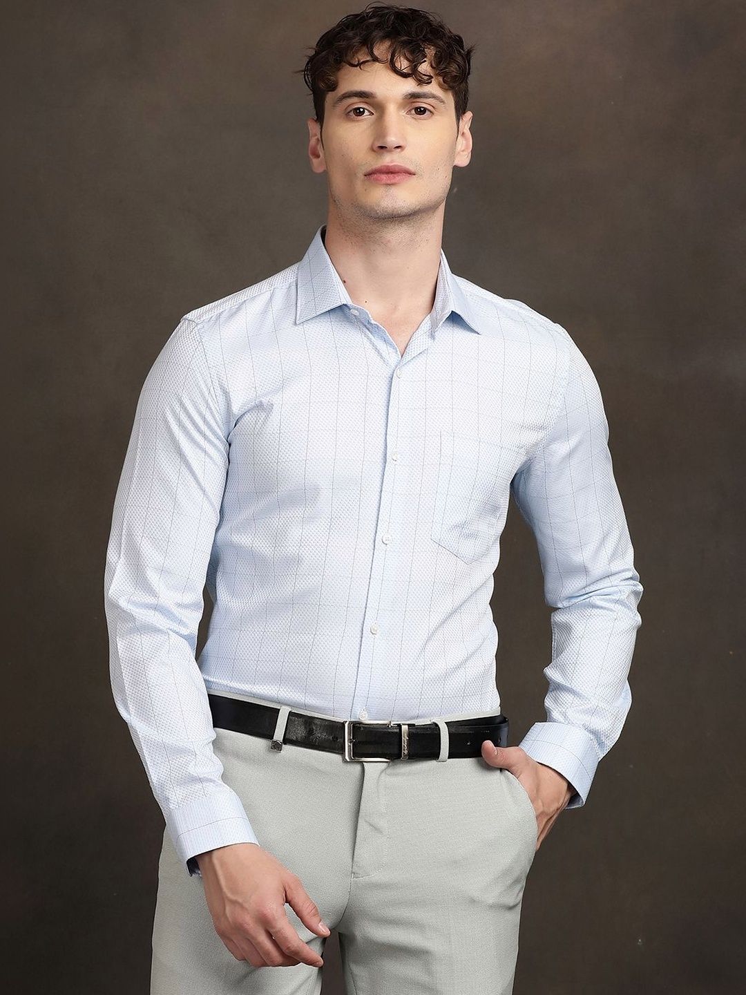 Turtle Men Standard Slim Fit Windowpane Checks Checked Formal Shirt