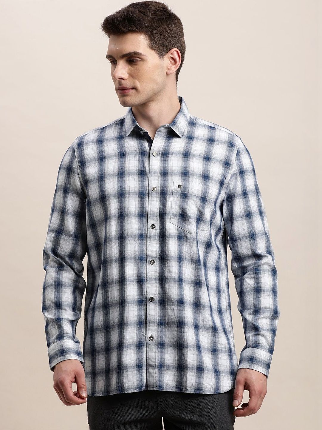 Turtle Men Relaxed Slim Fit Checked Casual Shirt