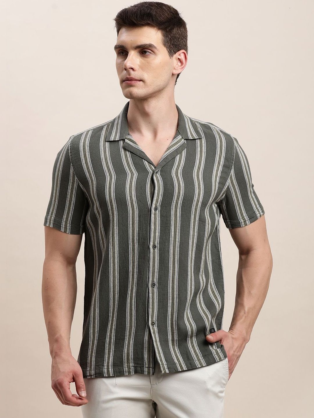 Turtle Men Relaxed Slim Fit Striped Casual Shirt