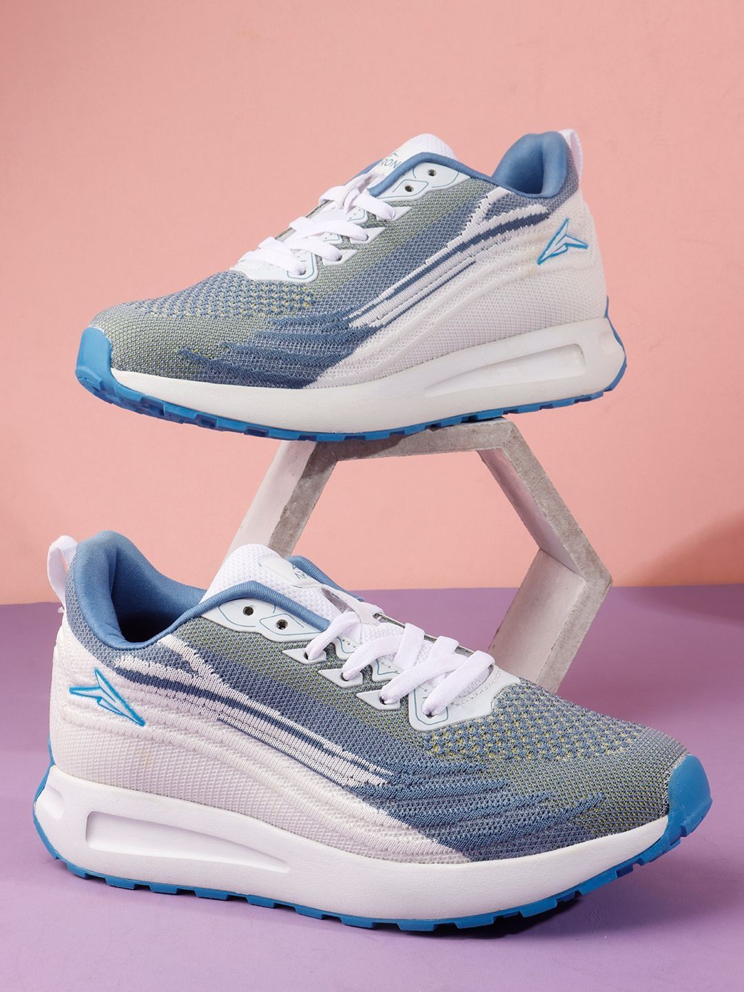 APRON Men Mesh Running Non-Marking Shoes