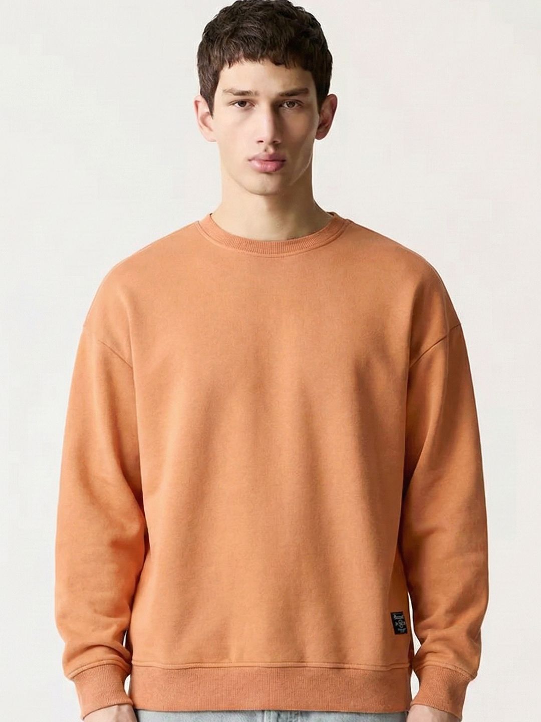 HIGHLANDER Round Neck Drop Shoulder Sleeves Sweatshirt