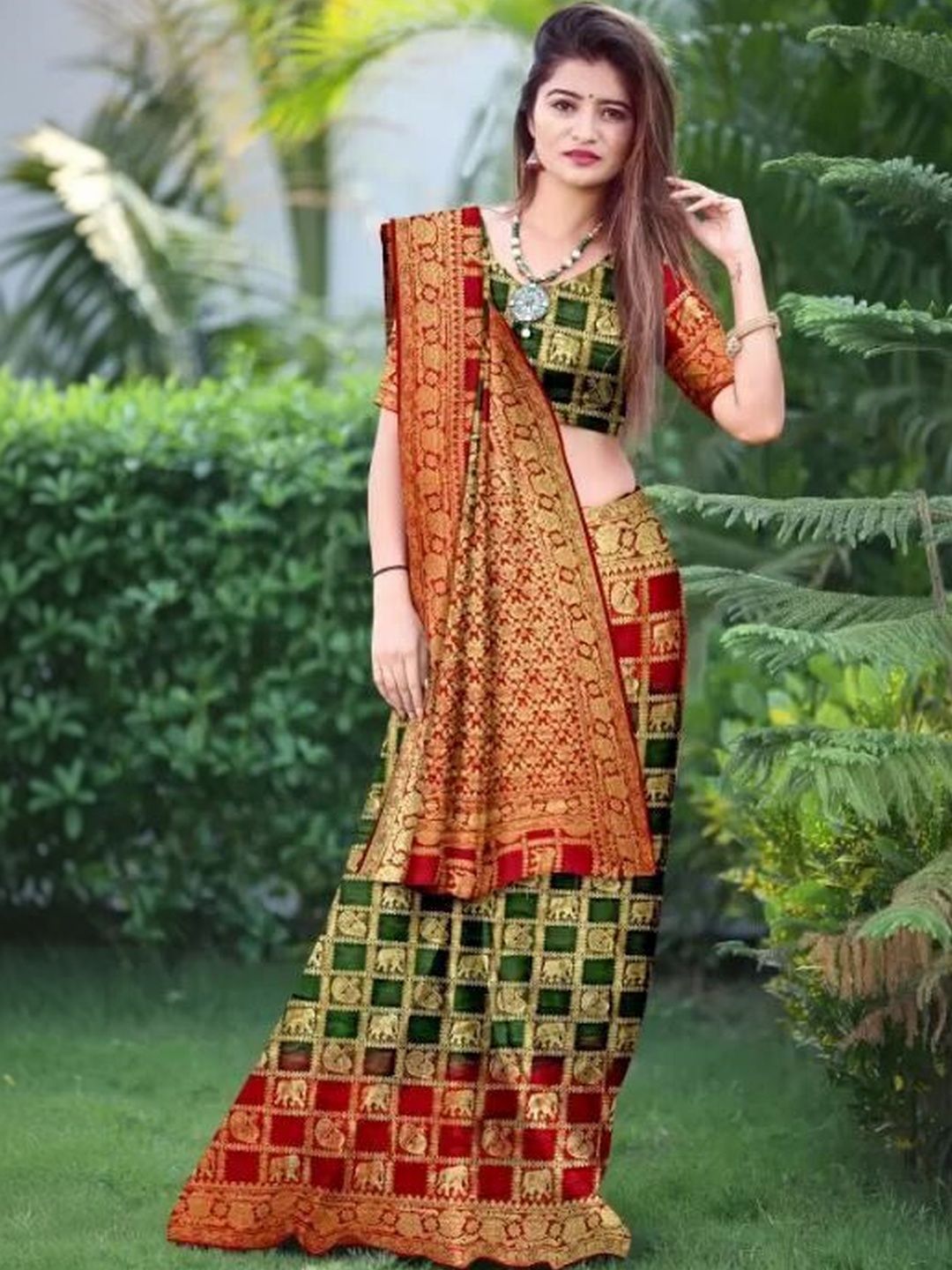 PANKHUDI FASHION Ethnic Motifs Zari Art Silk Heavy Work Banarasi Saree