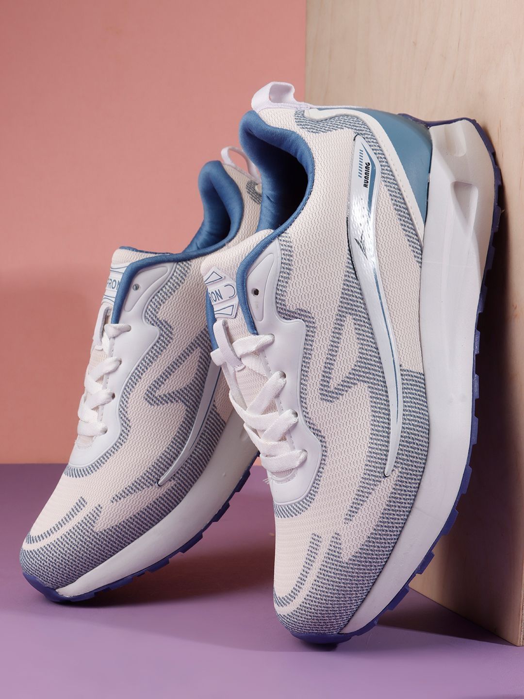 APRON Men Mesh Running Non-Marking Shoes