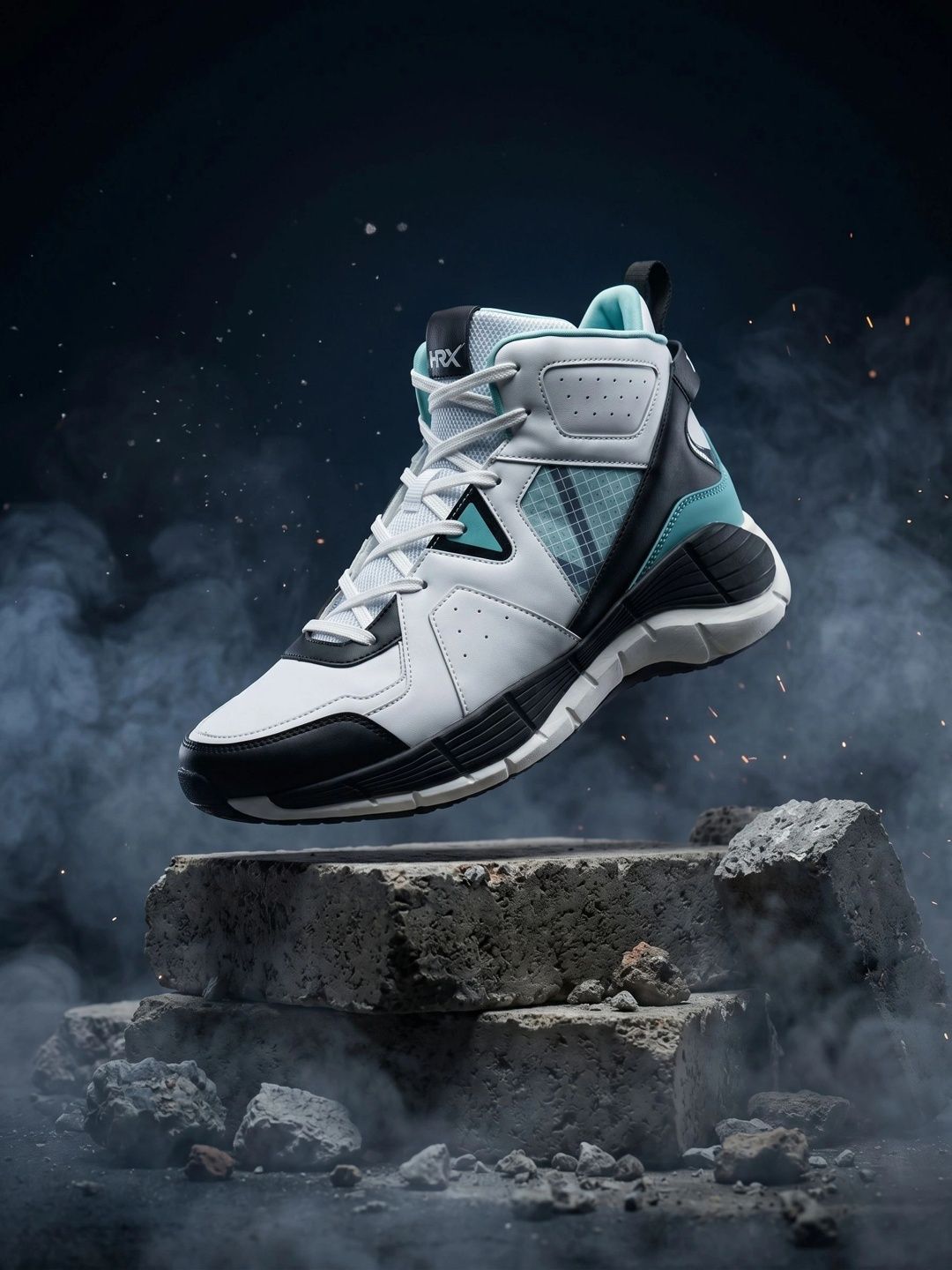 HRX by Hrithik Roshan Men Colourblocked Sneakers