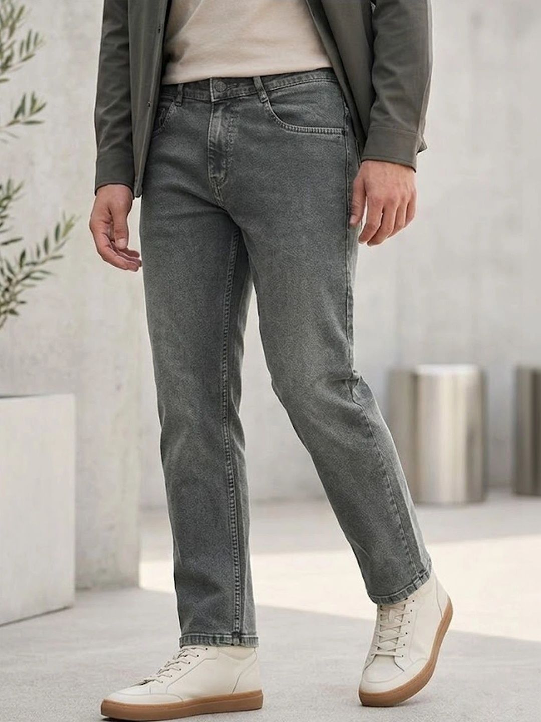 Urbano Fashion Men Regular Fit Mid-Rise Heavy Fade Stretchable Jeans