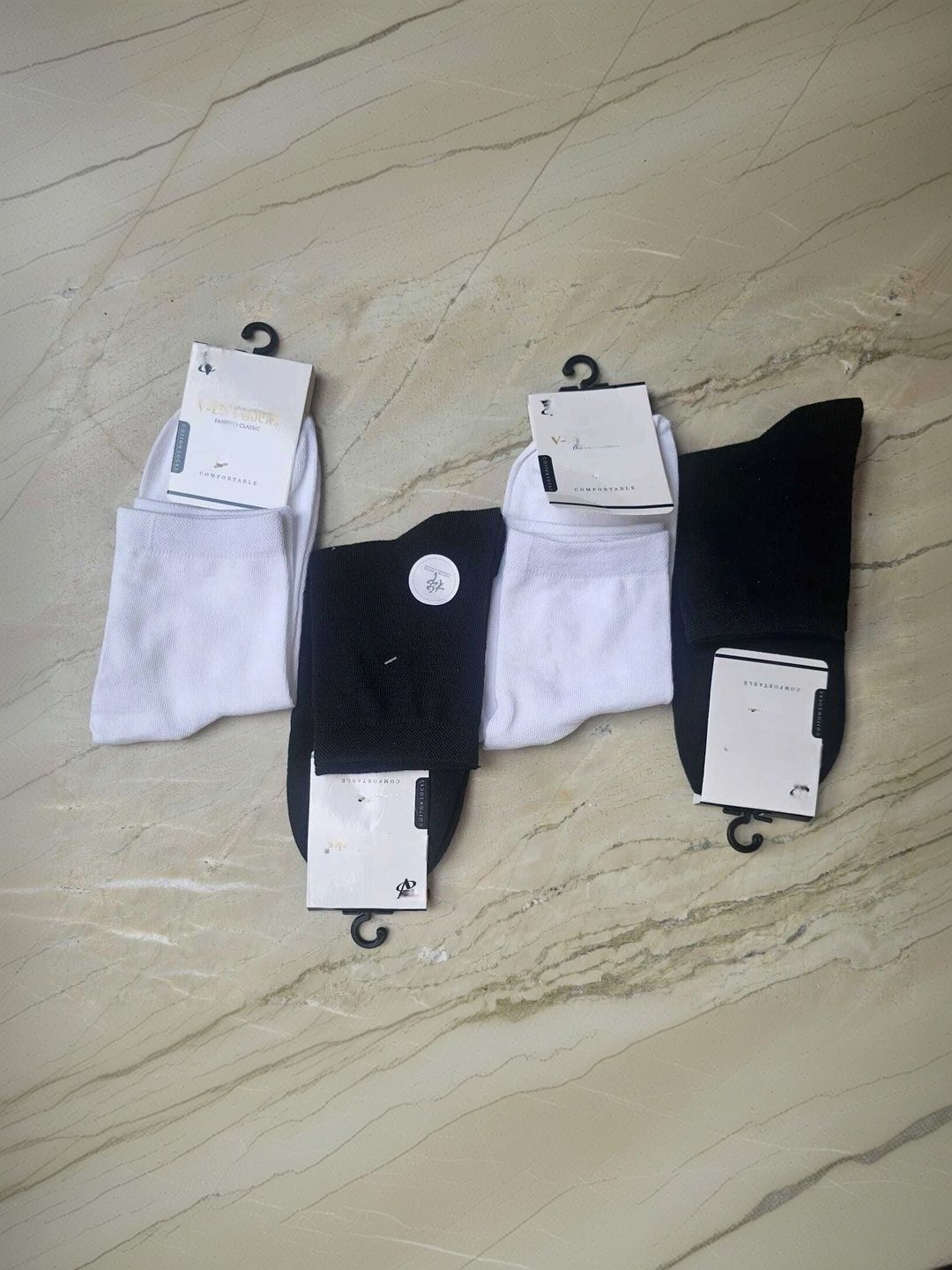 SOKSI Men Pack of 4 Cotton Assorted Above Ankle Socks