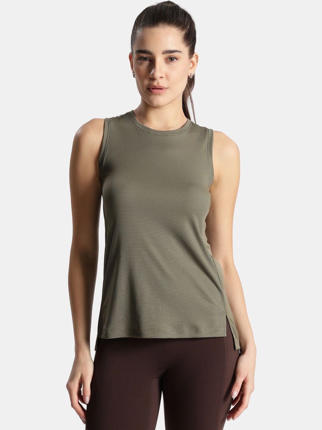 Jockey Microfiber Fabric Regular Fit Tank Top with StayDry Treatment - MW89