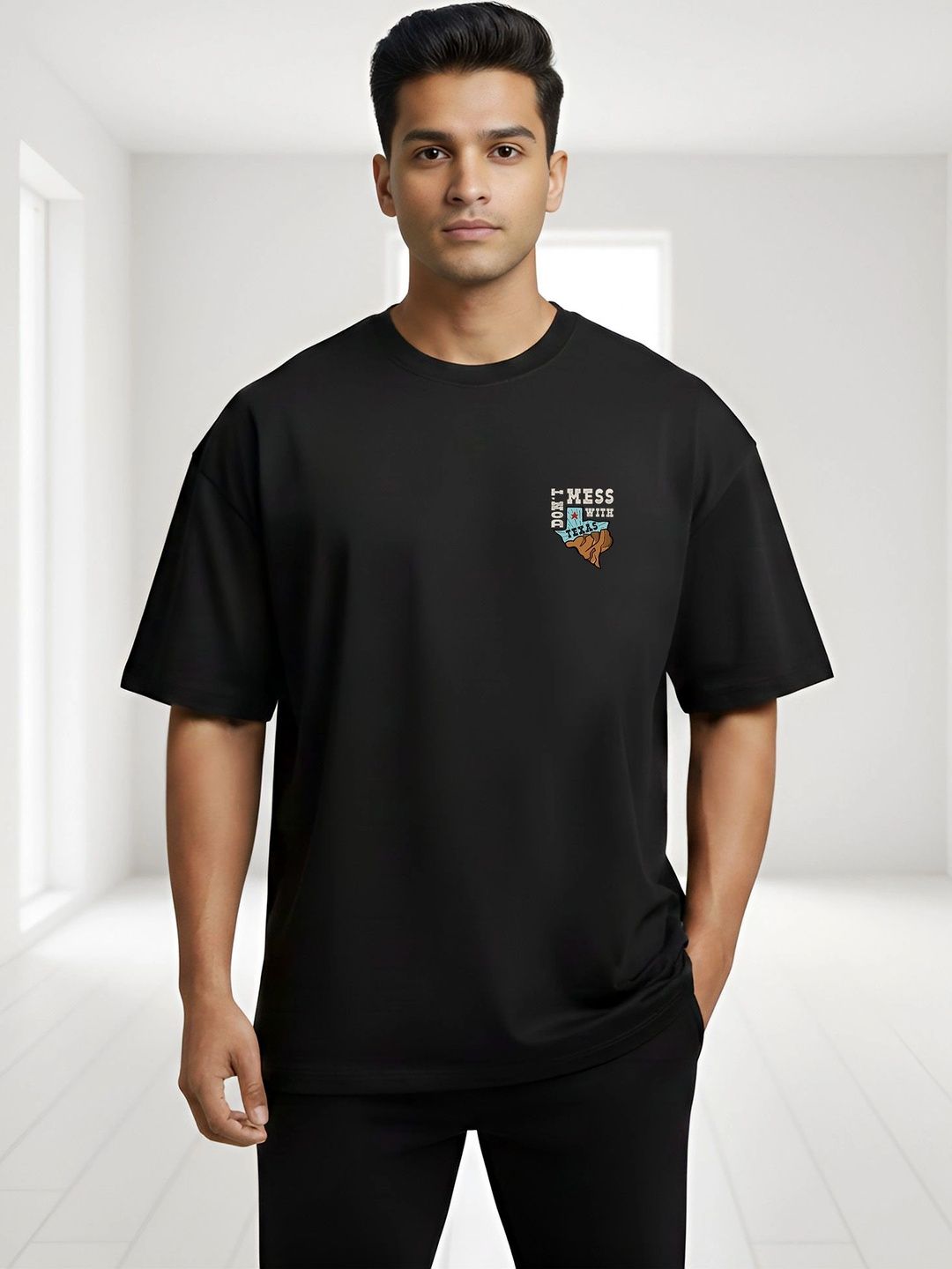 Black Pigeon Black Graphic Oversized T-shirt with Drop-Shoulder Sleeves