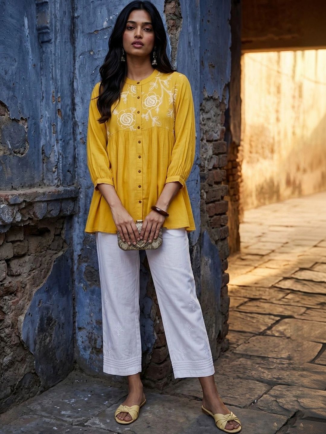 Melange by Lifestyle Viscose Rayon Mandarin Collar Embroidered Tunic