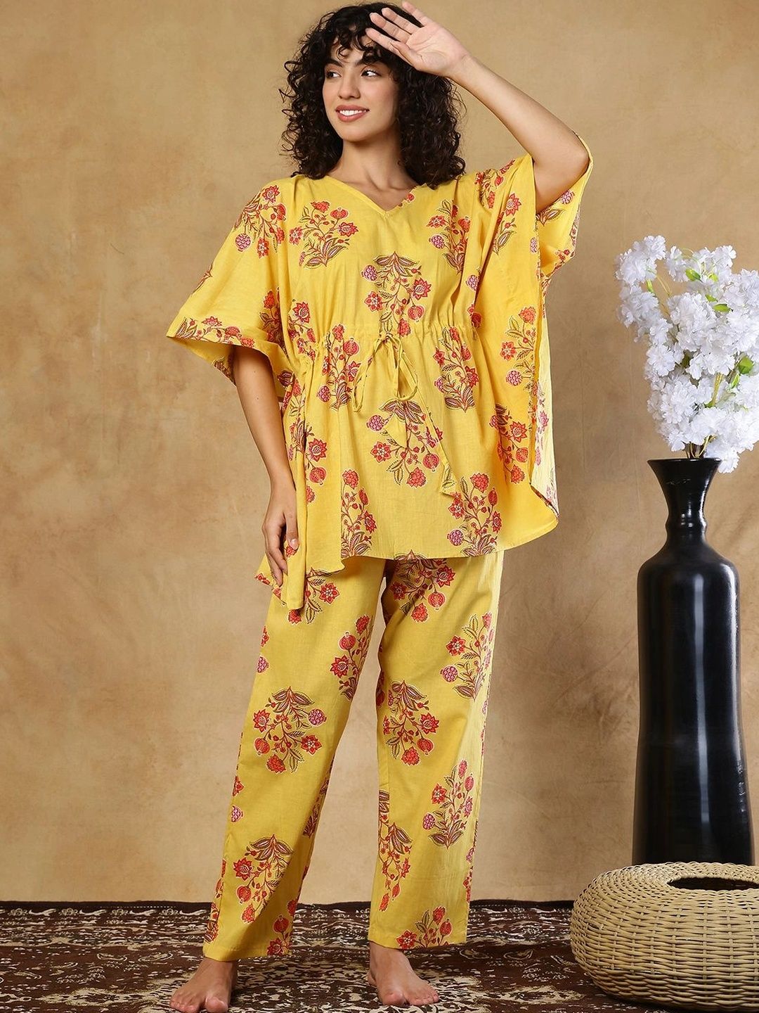 TAG 7 PLUS Women Printed Night suit