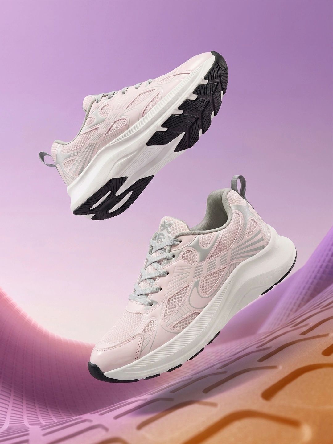 HRX by Hrithik Roshan HRX SPORTS SHOES, HRX SPORTS SHOES FOR WOMEN, SPORTS SHOES FOR WOMEN, SPORTS SHOE BLACK FOR WOMEN, LIGHTWEIGHT RUNNING SHOE, FASHION SHOE FOR WOMEN