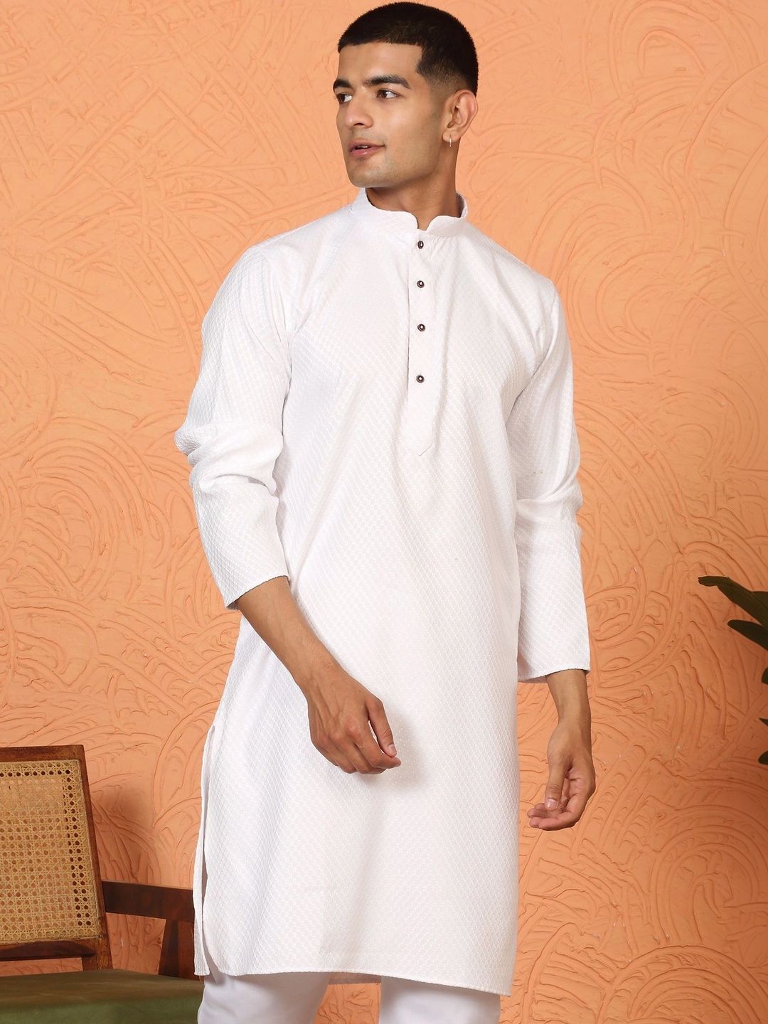 KRAFT INDIA Embroidered Mandarin Collar Cotton Kurta