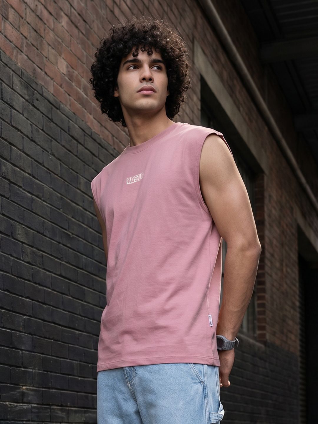 The Roadster Life Co. Sleeveless Printed Pure Cotton T-shirt