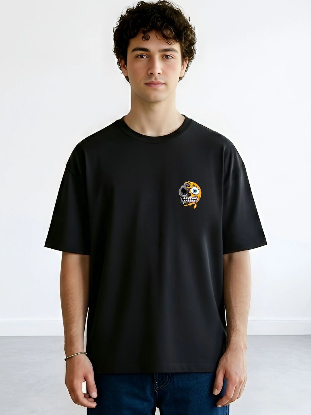 Black Pigeon Black Graphic Oversized T-shirt with Drop-Shoulder Sleeves