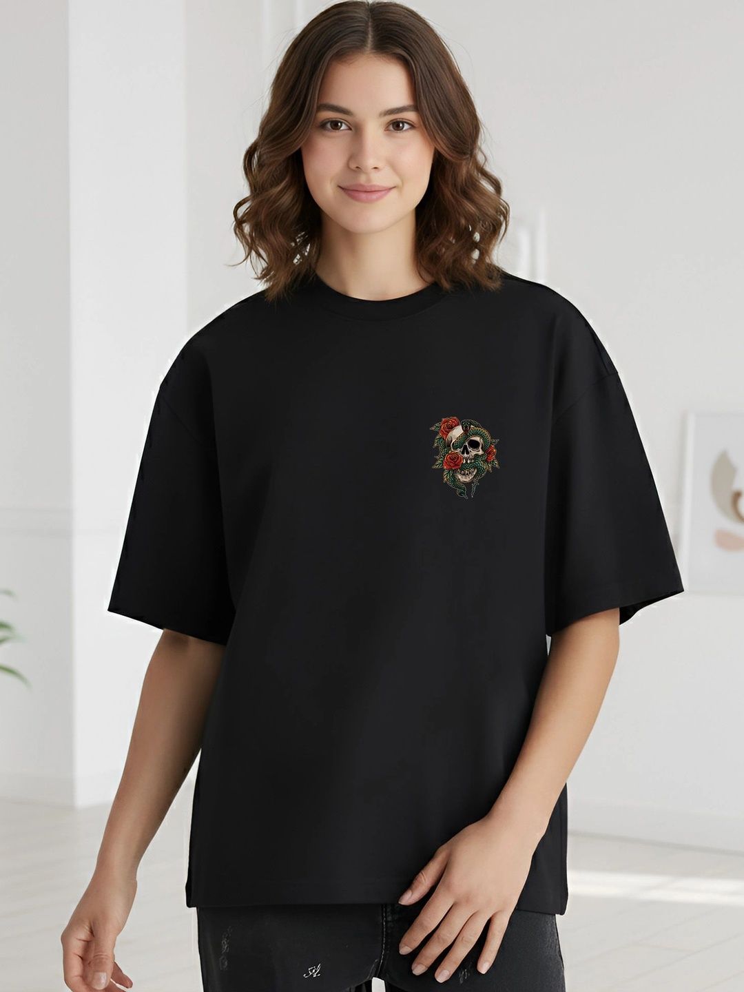 Black Pigeon Black Graphic Oversized T-shirt with Drop-Shoulder Sleeves