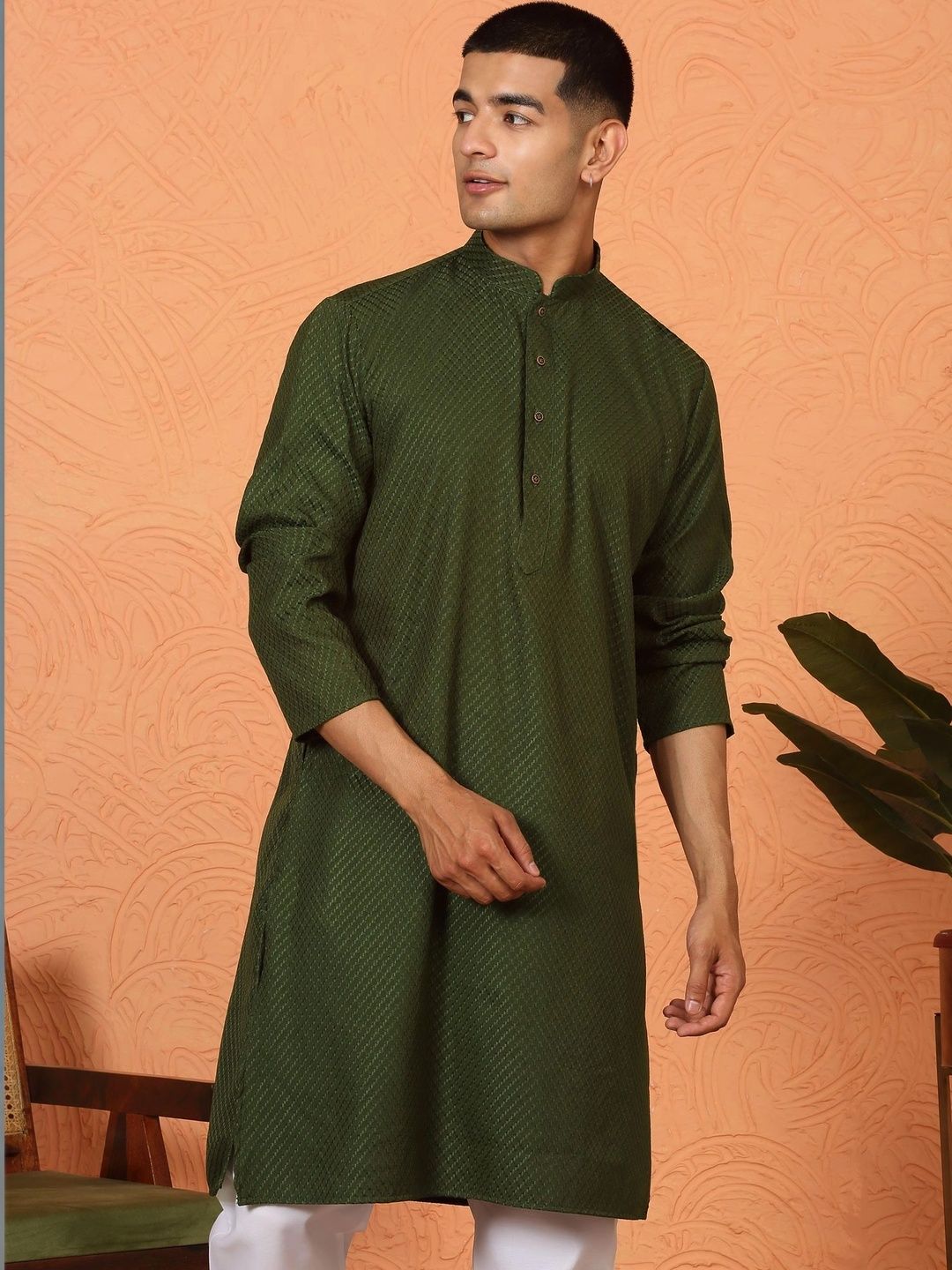 KRAFT INDIA Embroidered Mandarin Collar Cotton Kurta