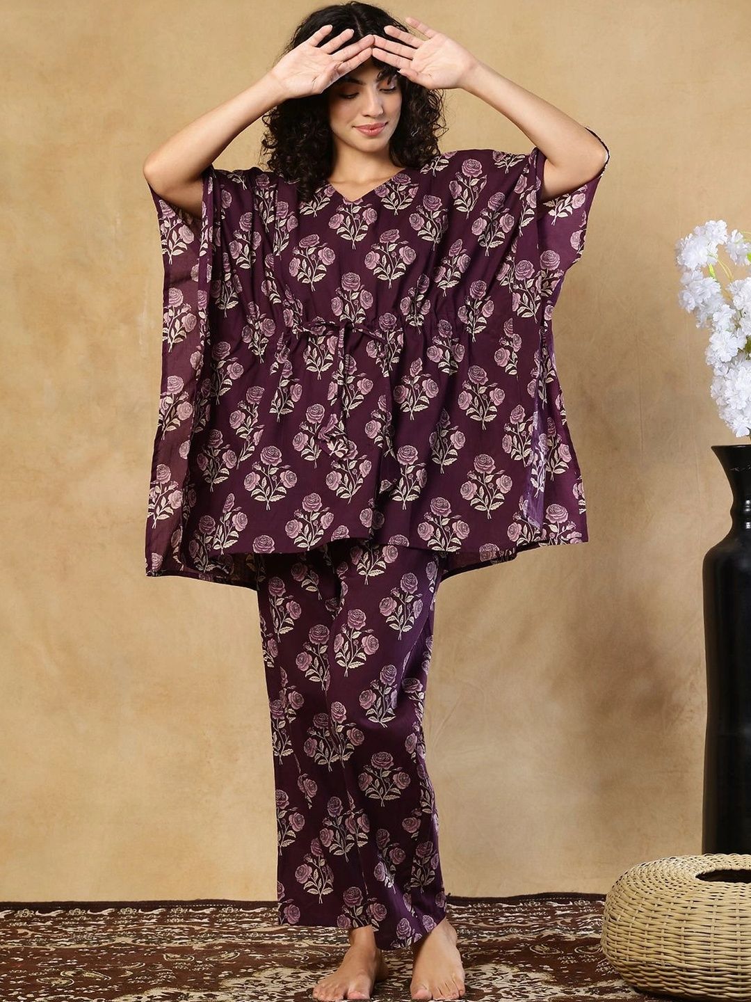 TAG 7 PLUS Women Printed Night suit