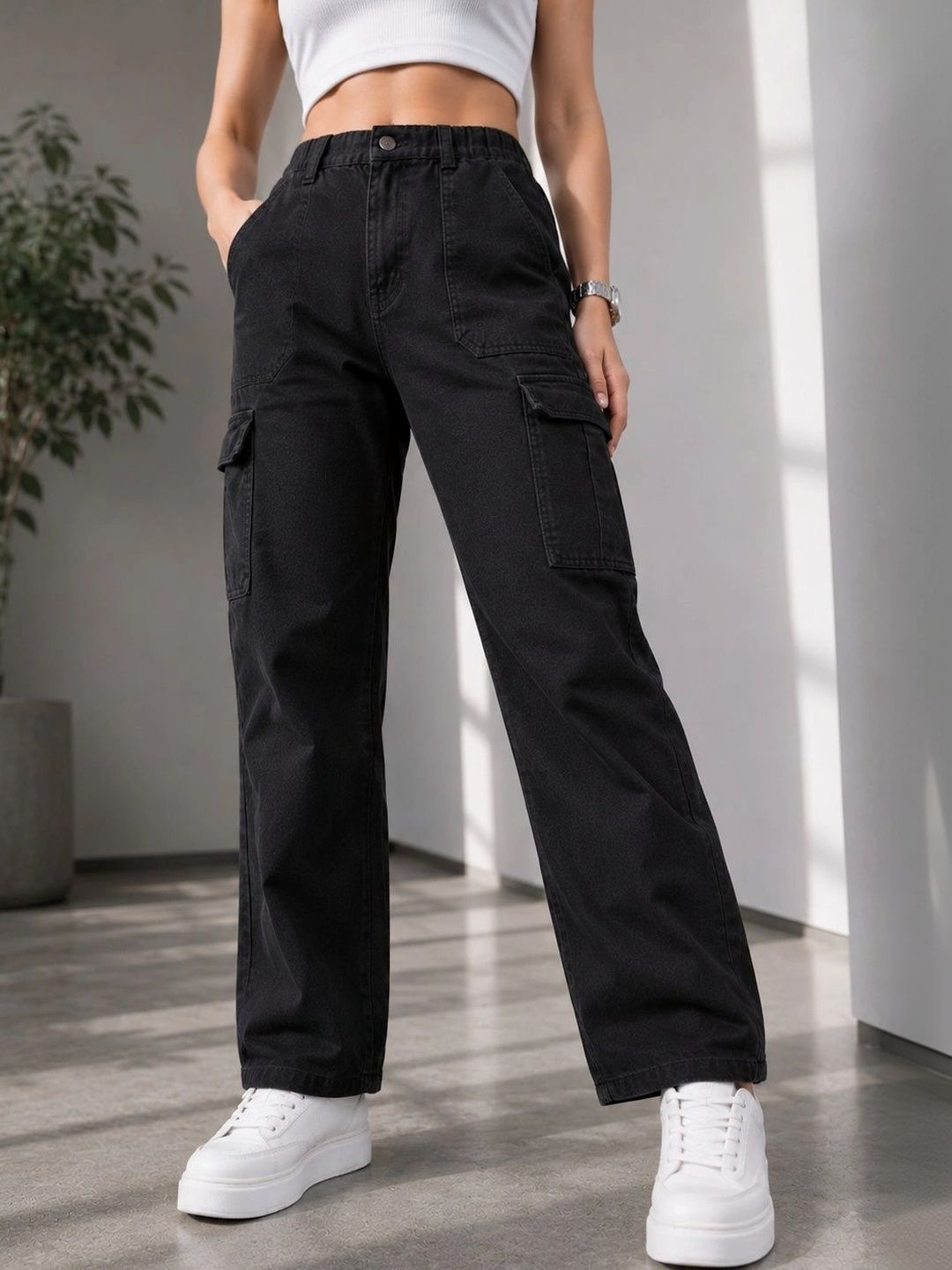 ZHEIA Women Straight Fit High-Rise Stretchable Jeans