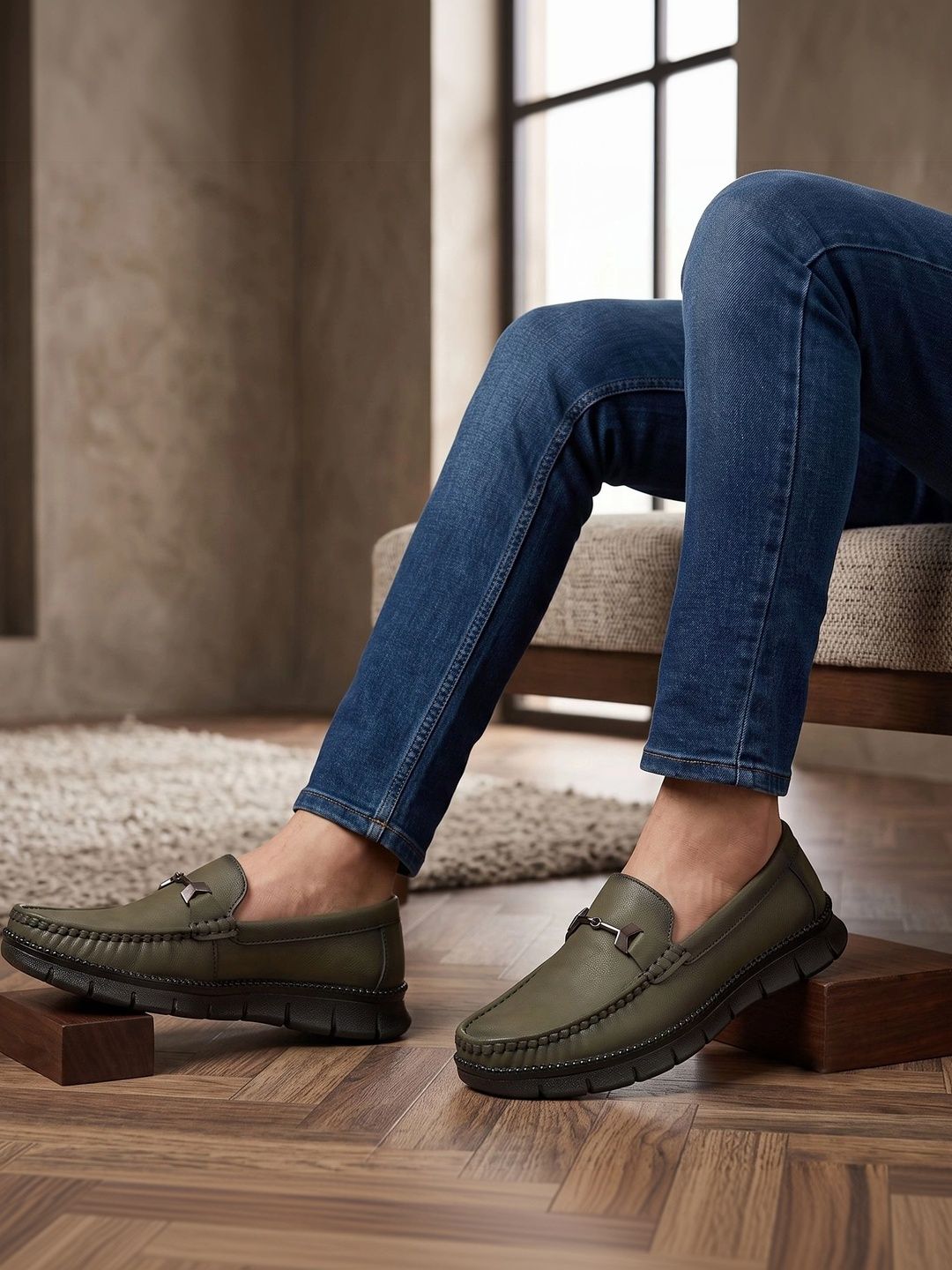 Knight Ace Men Suede Loafers