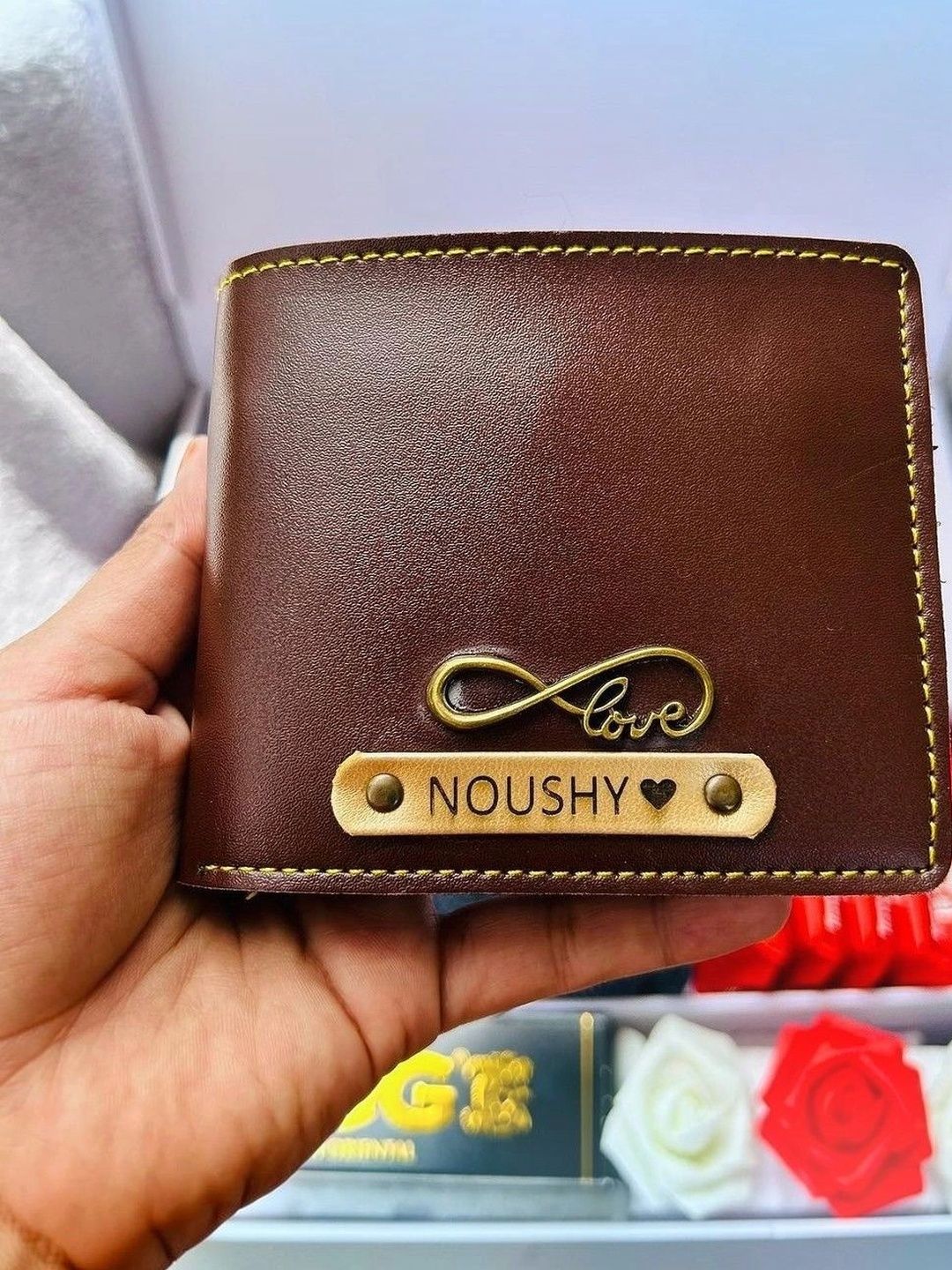 Navya Royal Art Men Embellished Leather Two Fold Wallet