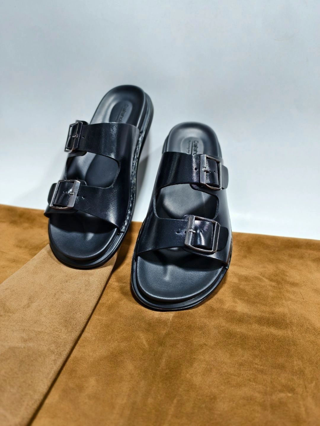 CRAFTAHOLIC Men Sliders