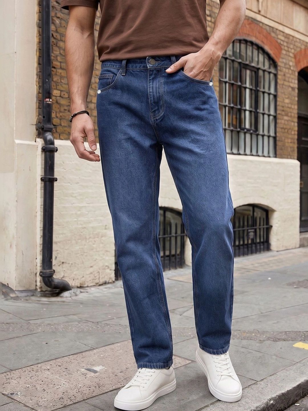 Urbano Fashion Men Relaxed Fit Mid-Rise Light Fade Jeans