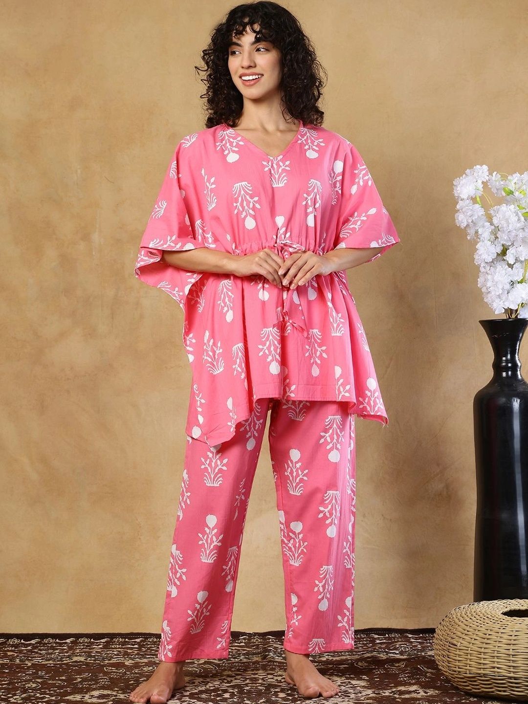 TAG 7 PLUS Women Printed Night suit