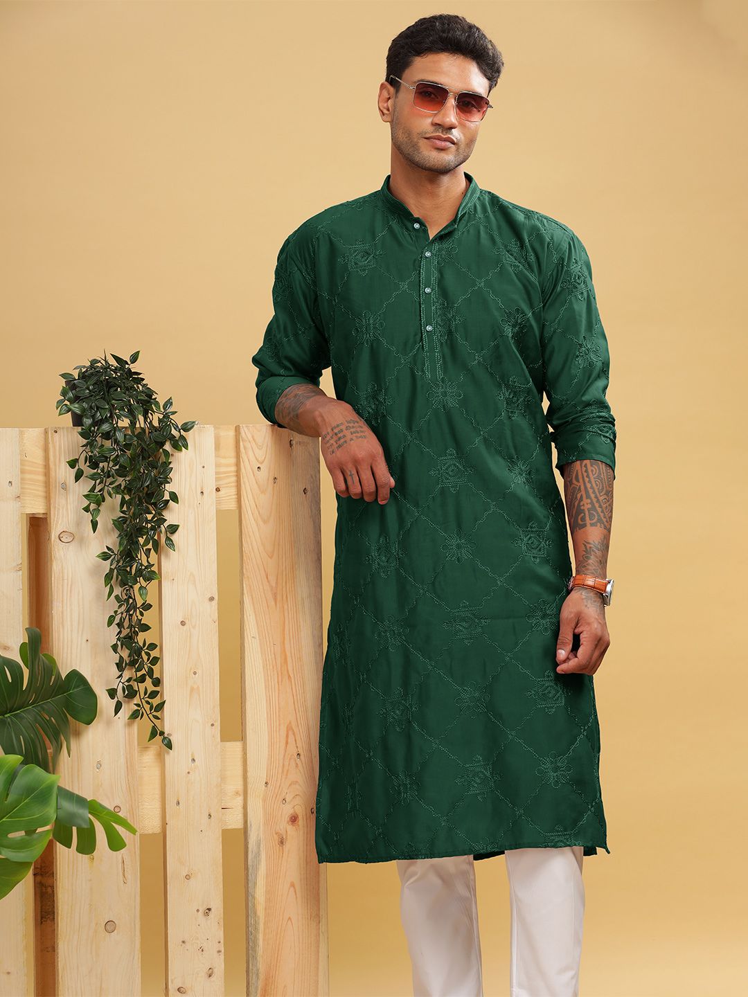 Anouk Men Chain Embroidered Thread Work Knee Length Kurta