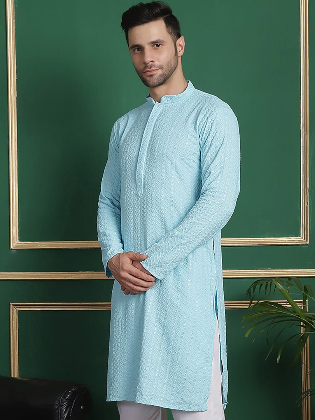 Anouk Geometric Embroidered Thread Work Kurta