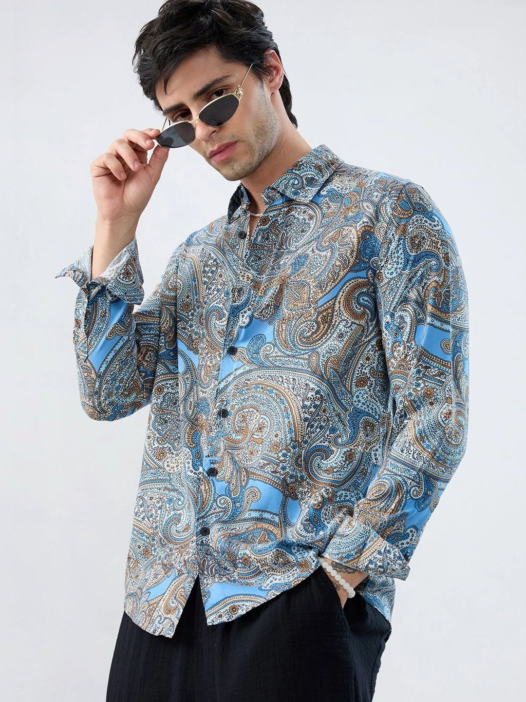 VASTRADO Men Classic Slim Fit Printed Casual Shirt