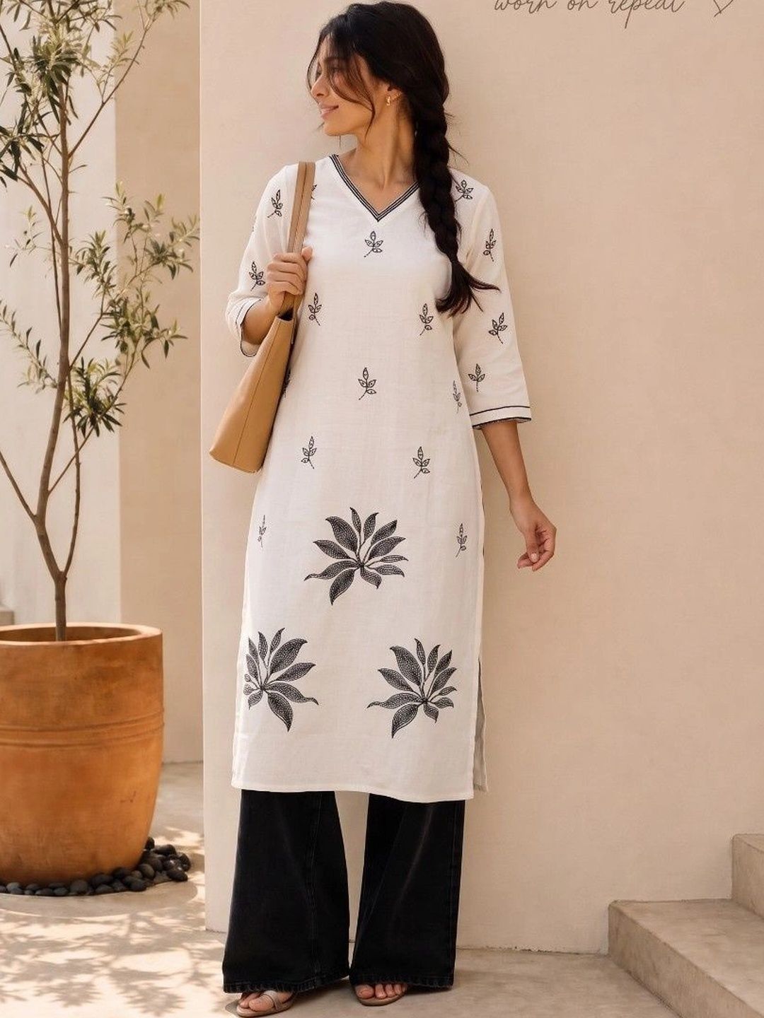 AXI COUTURE Botanical Printed V-Neck Pure Cotton Kurti