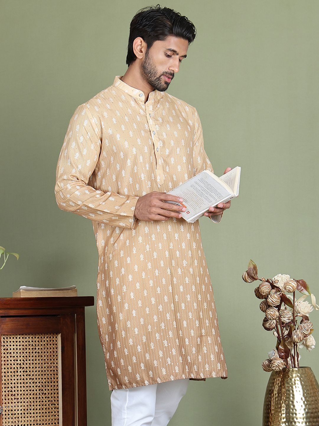 Anouk Men Floral Printed Sequinned Floral Kurta