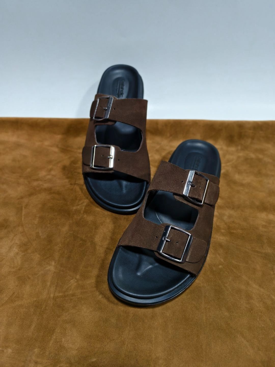 CRAFTAHOLIC Men Sliders