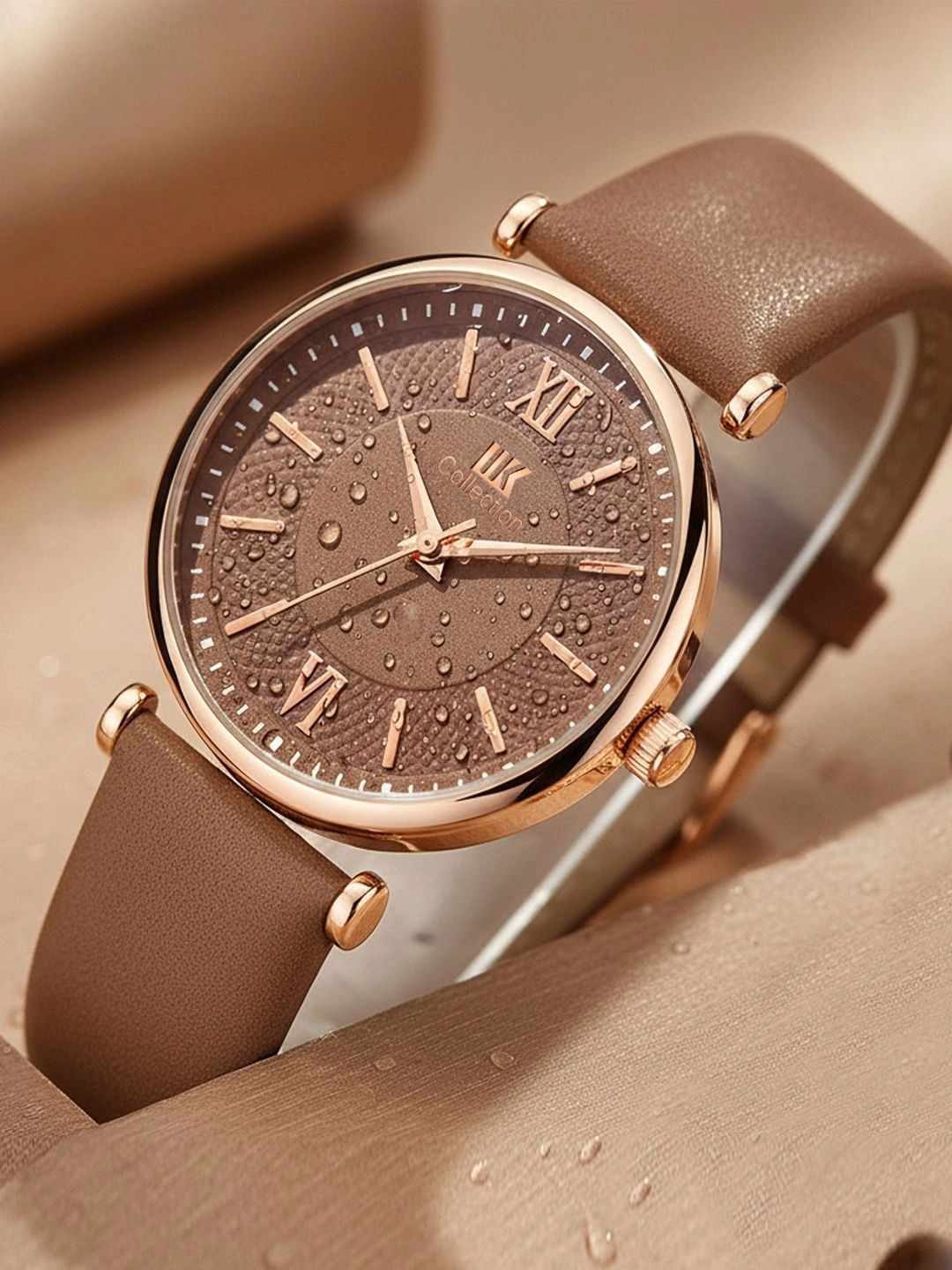 IIK COLLECTION IIK COLLECTION Women Patterned Dial & Leather Straps Analogue Watch IIK-3245W