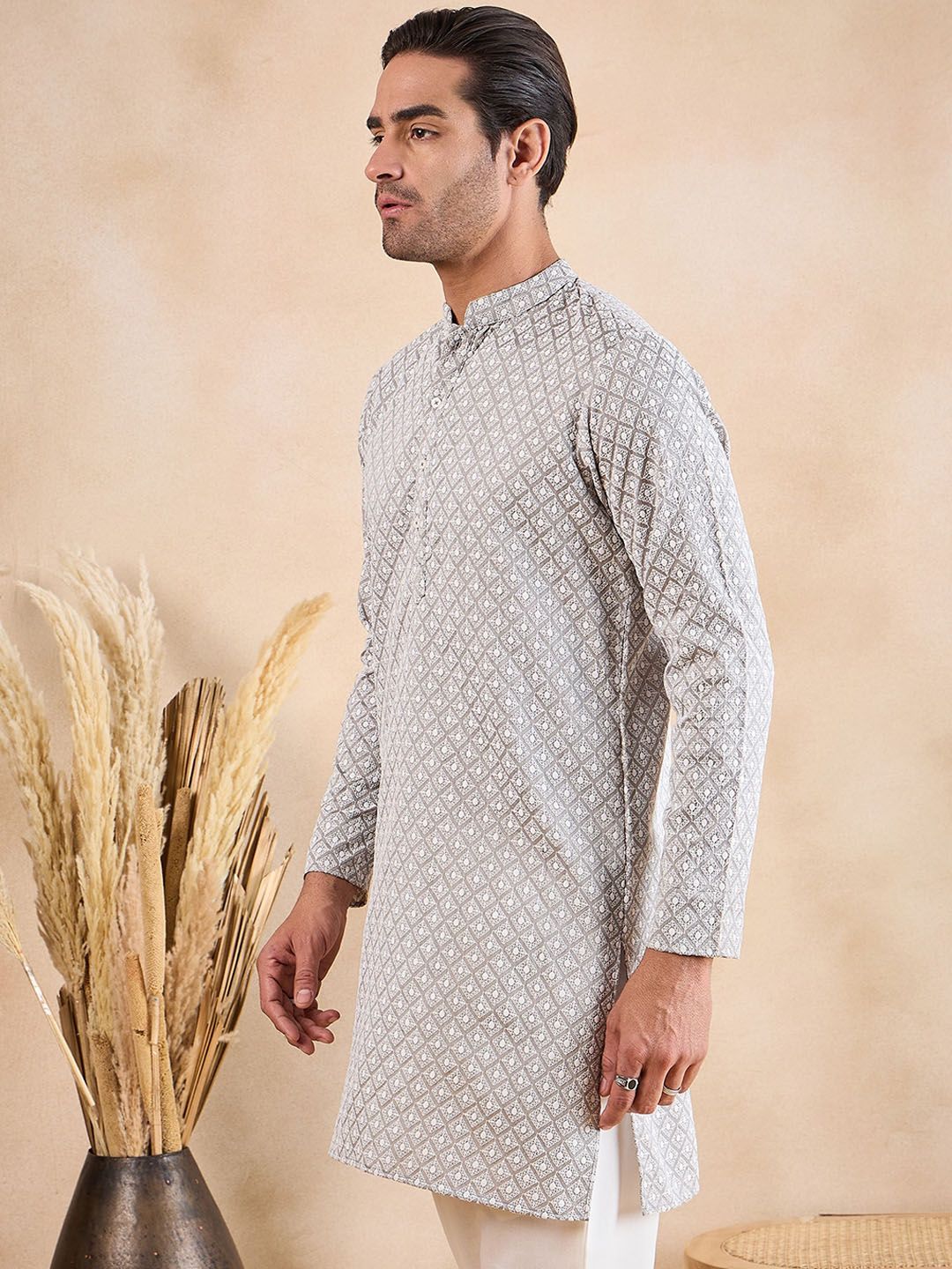 Anouk Ethnic Motifs Mandarin Collar Long Sleeves Straight Kurta
