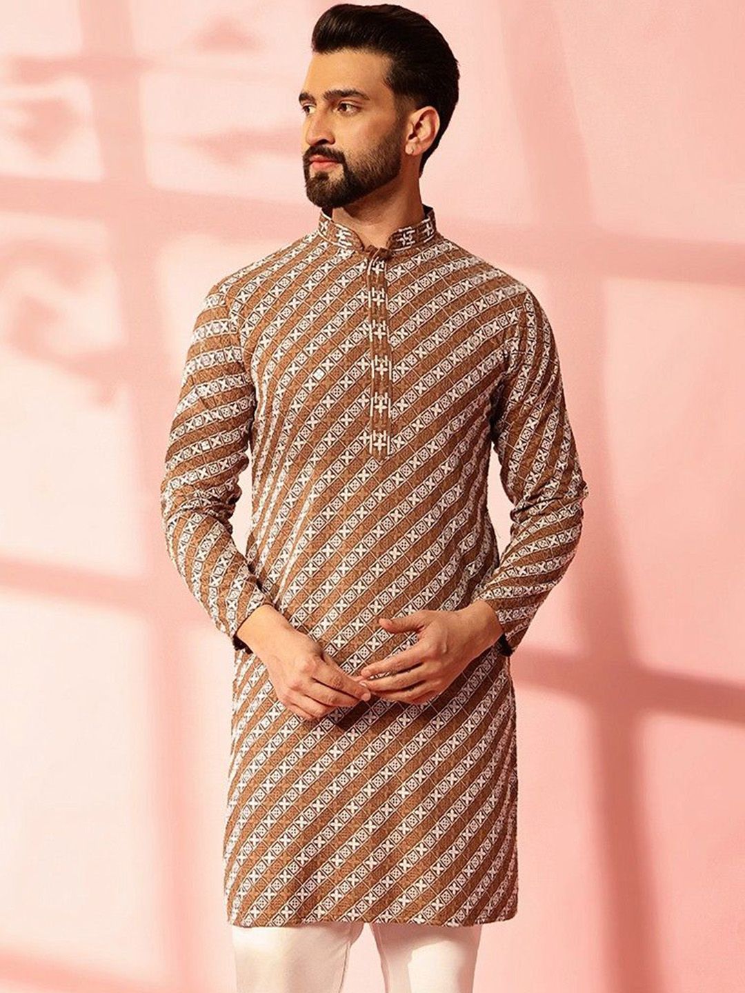 Anouk Geometric Embroidered Mandarin Collar Thread Work Cotton Straight Kurta