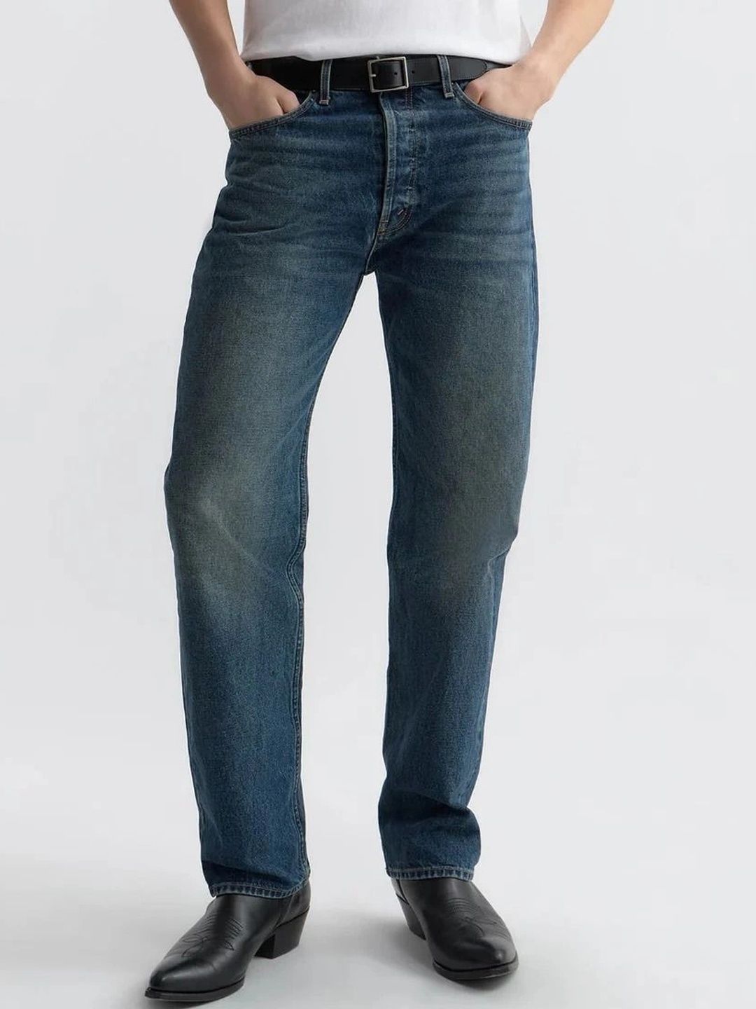 YAMEETFIT Men Jean Regular Fit Mid-Rise Low Distress Jeans