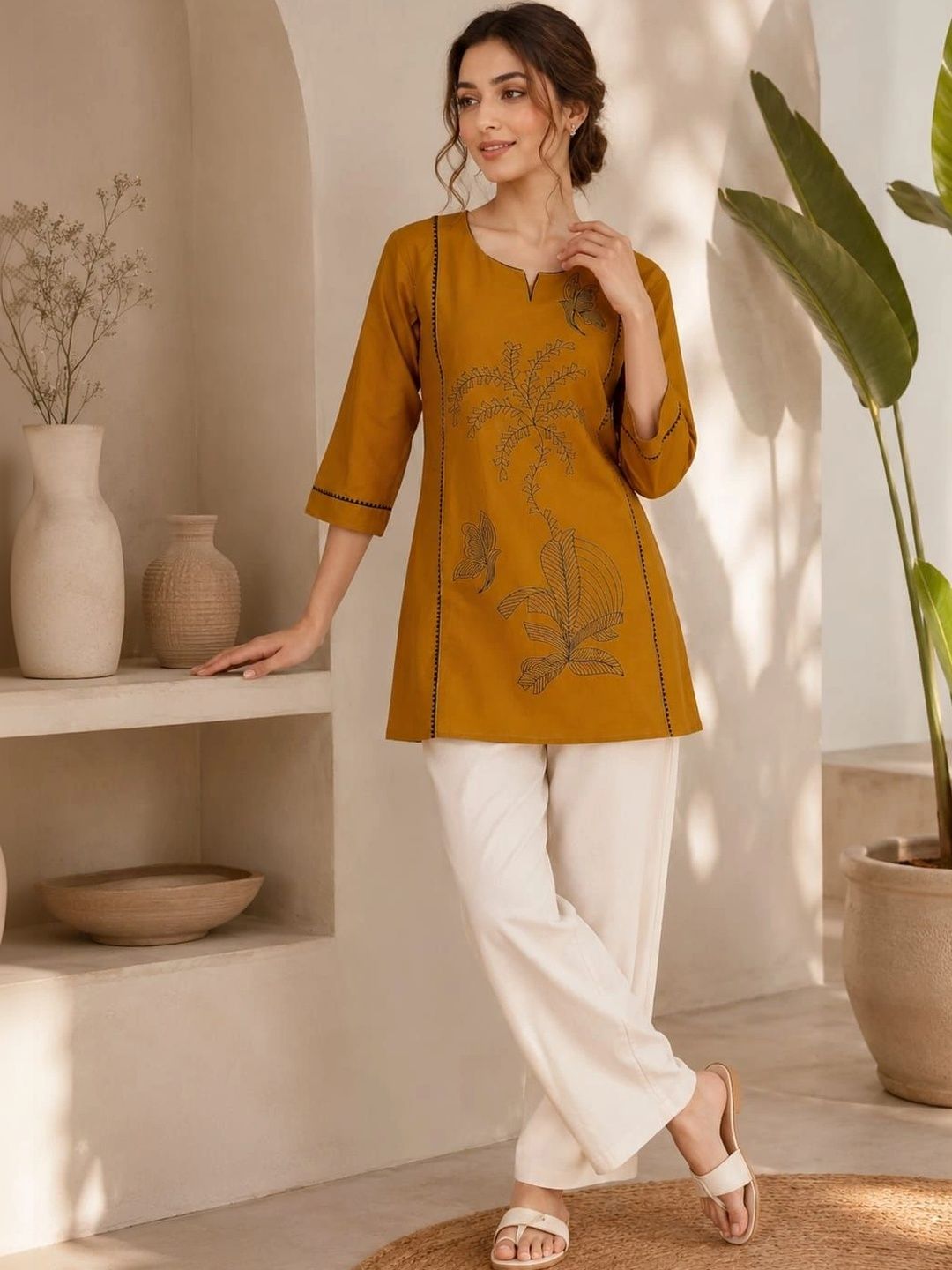 GREEN PEARS Women Tunic with Trousers
