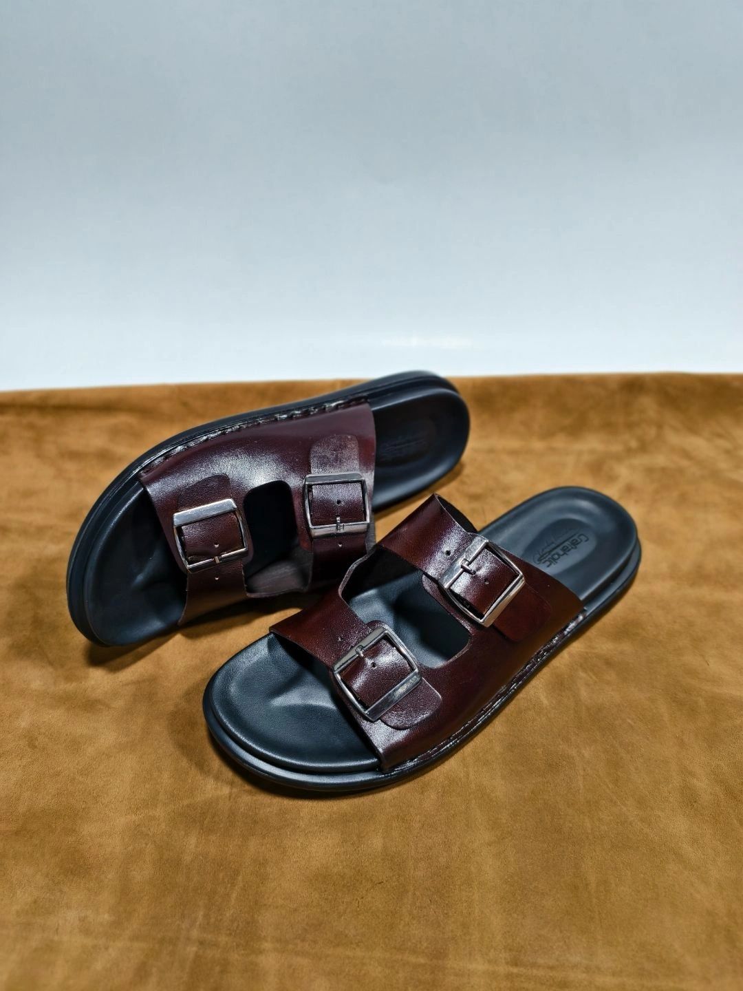 CRAFTAHOLIC Men Slip-On