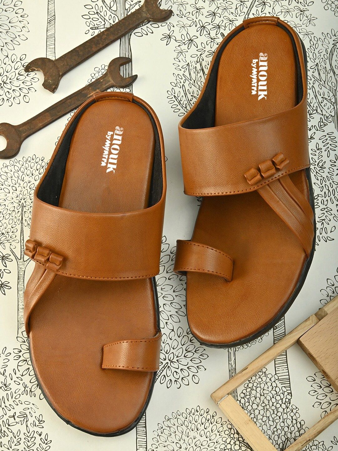 Anouk Men Tan Brown One Toe Comfort Sandals