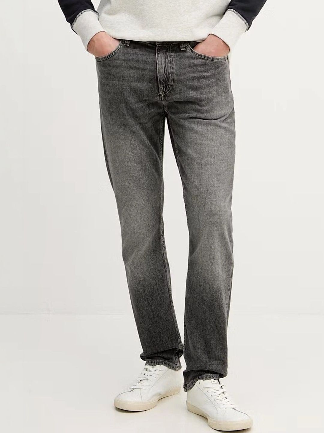 YAMEETFIT Men Jean Regular Fit Mid-Rise Low Distress Jeans