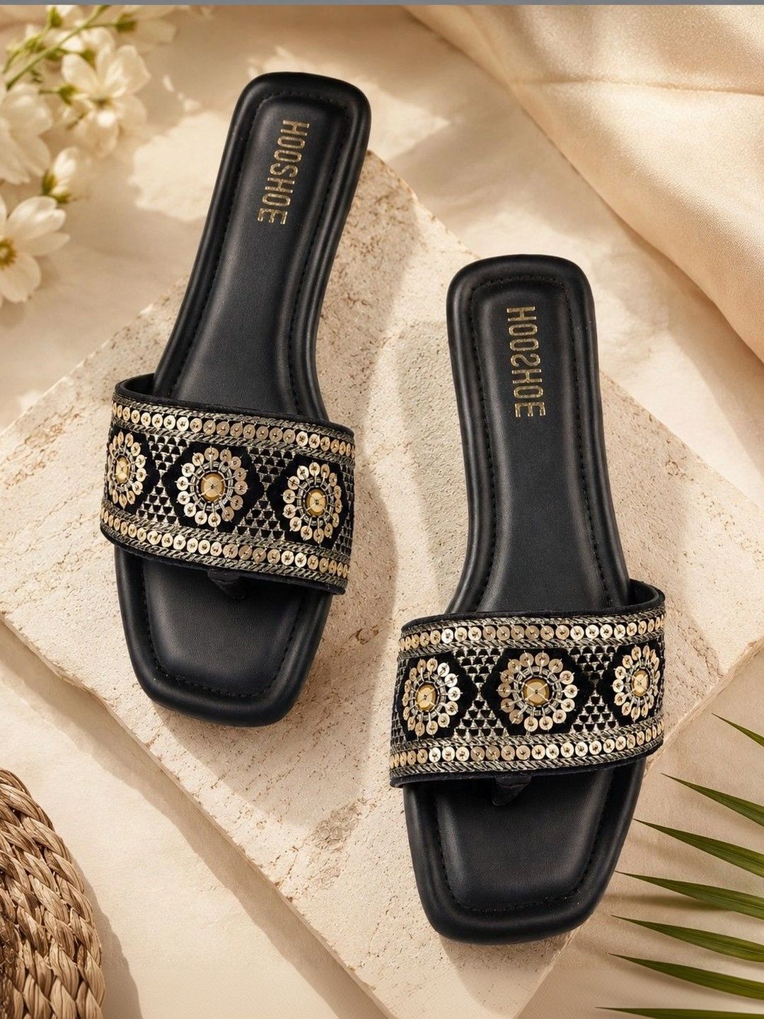 hooshoe Women Embellished Party One Toe Flats